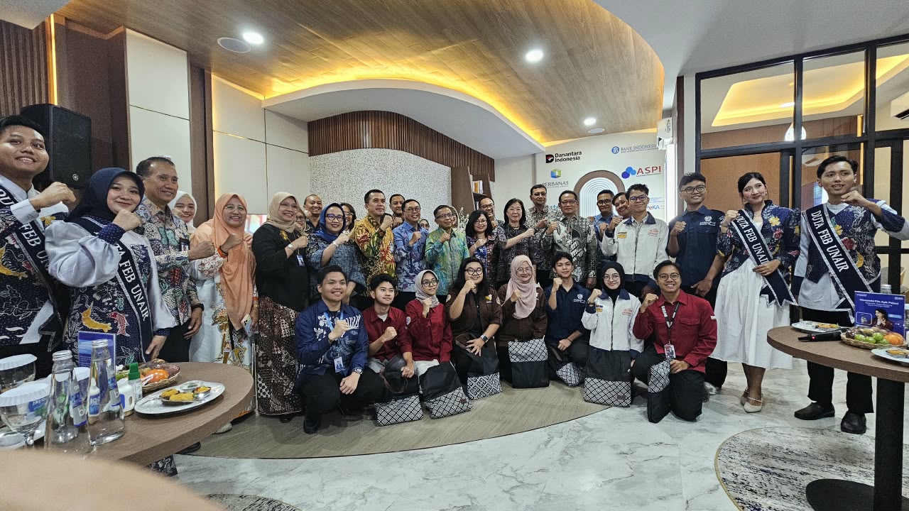 BRI Peduli Dukung Pelindungan Konsumen melalui Gerai CERDAS PeKA UNAIR